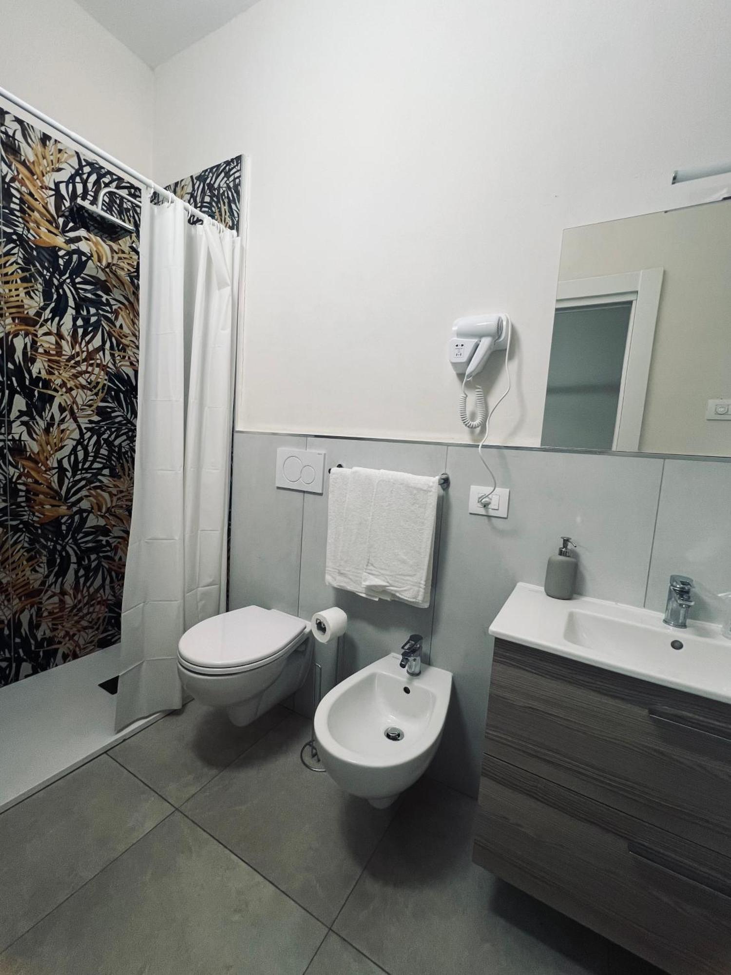 Il Galileo Rooms Pisa Buitenkant foto