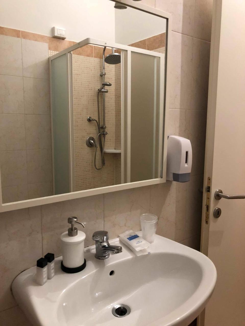 Il Galileo Rooms Pisa Buitenkant foto